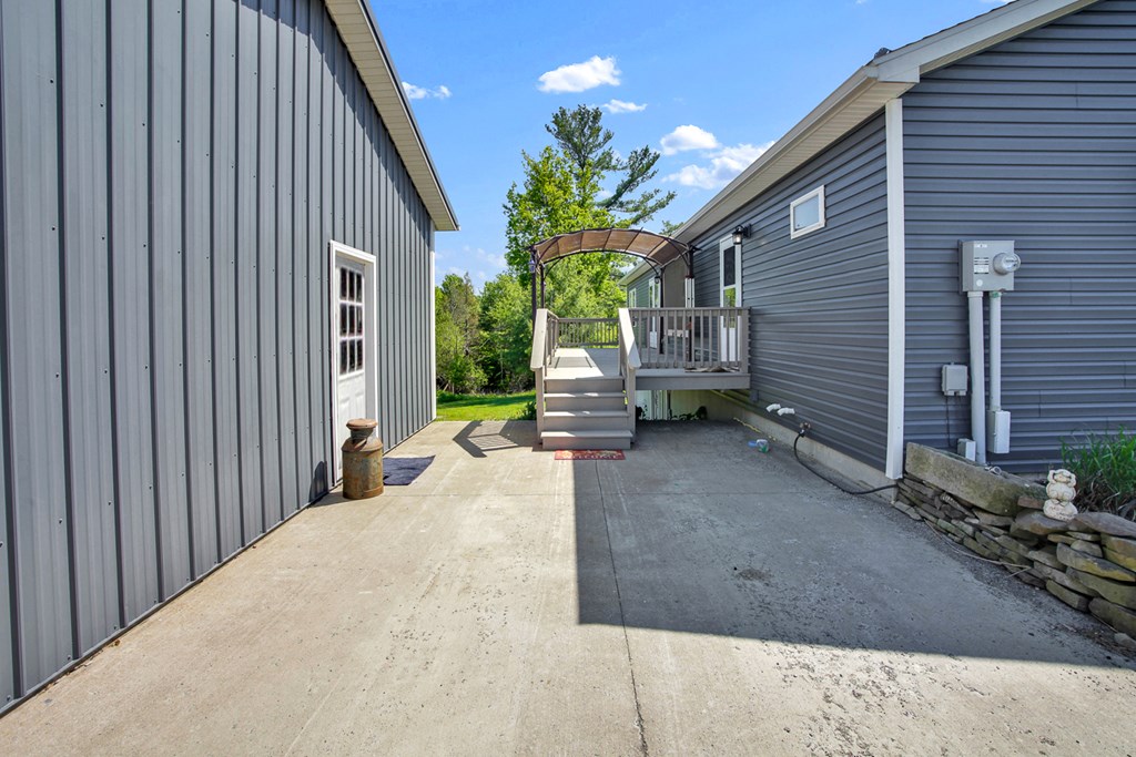 1058 Croft Hill Rd