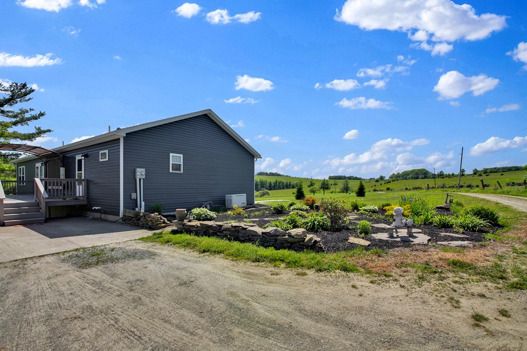 1058 Croft Hill Rd