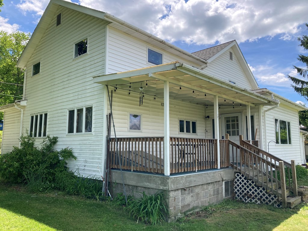 520 Grove Street