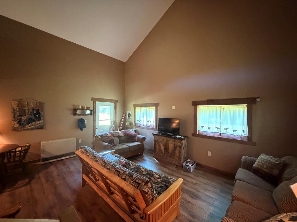 43 Pine Creek Village Road