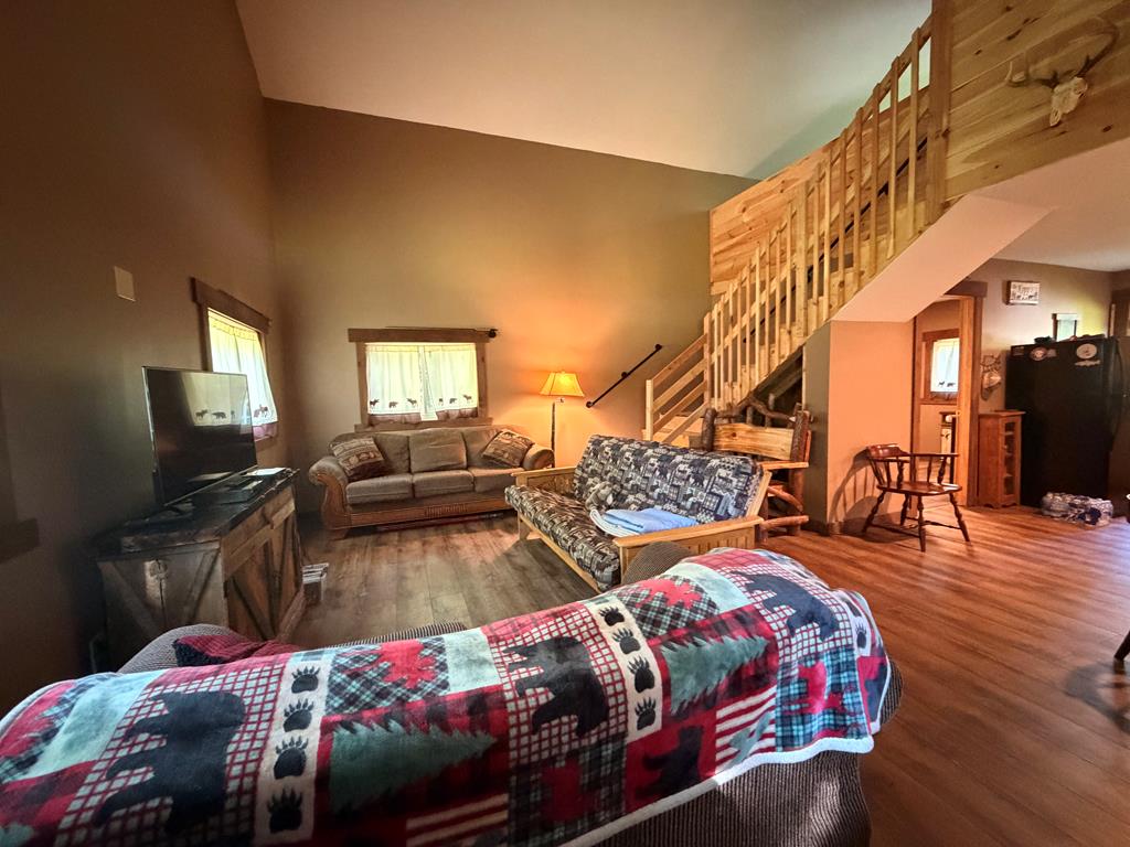 43 Pine Creek Village Road