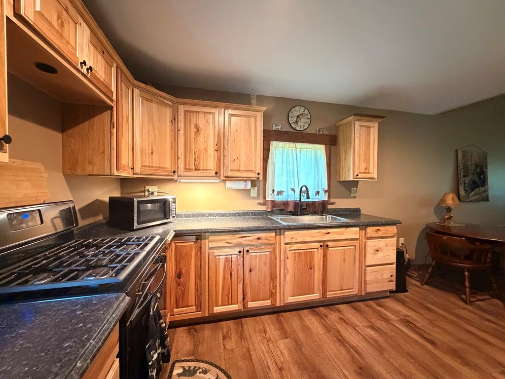 43 Pine Creek Village Road