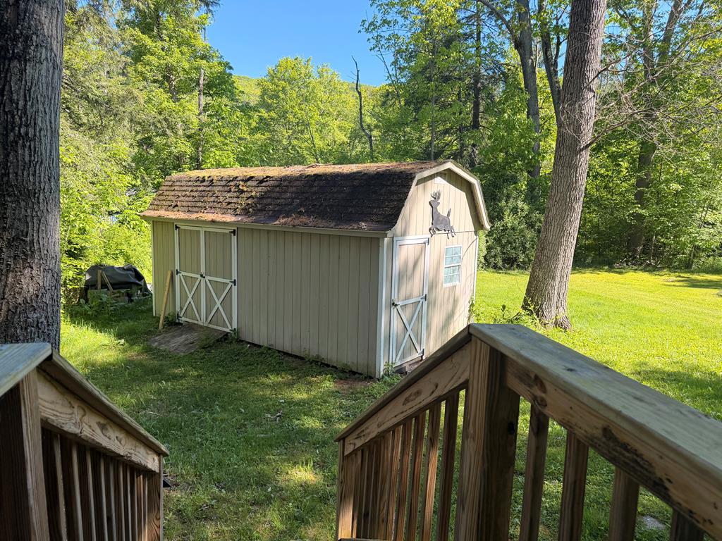 43 Pine Creek Village Road
