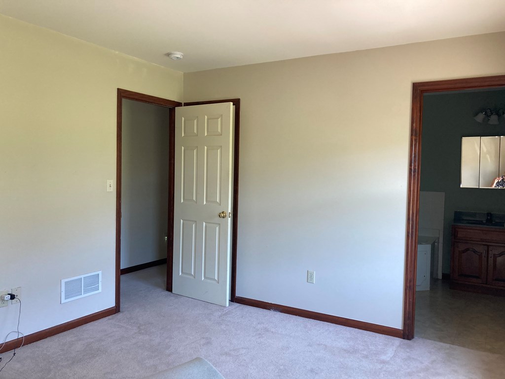 82 Elkhorn Road