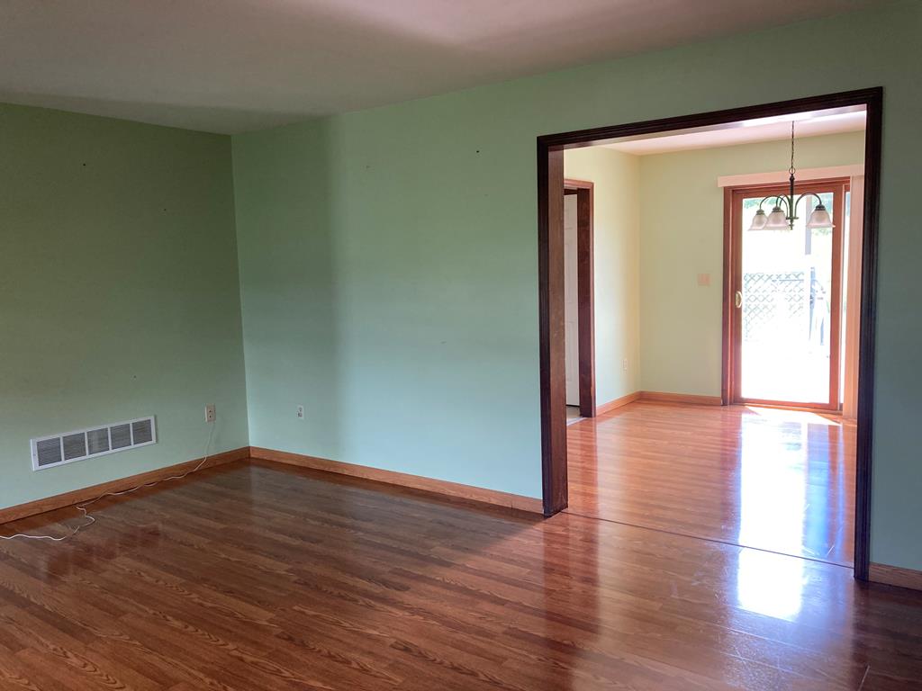 82 Elkhorn Road