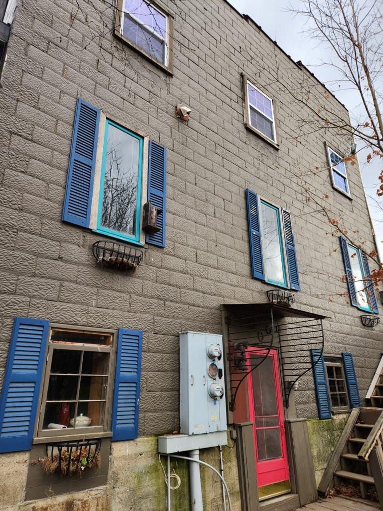 165 W Main Street