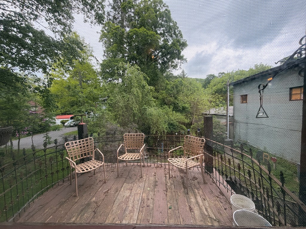 165 W Main Street