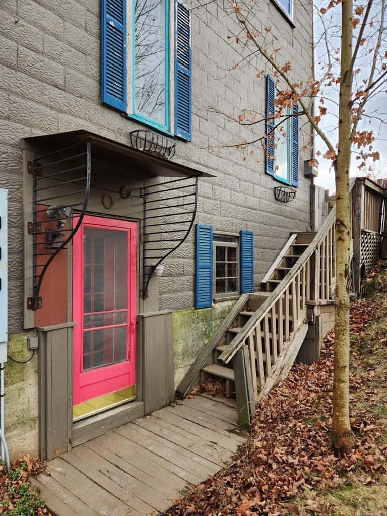 165 W Main Street