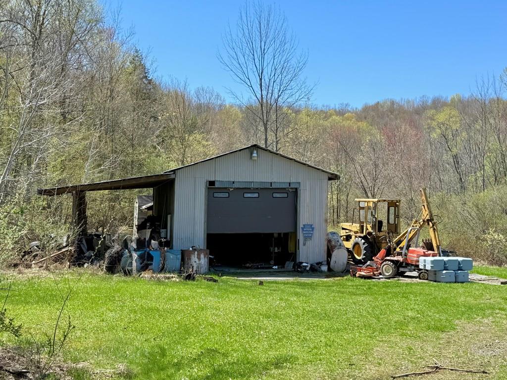 1731 West Hill Road