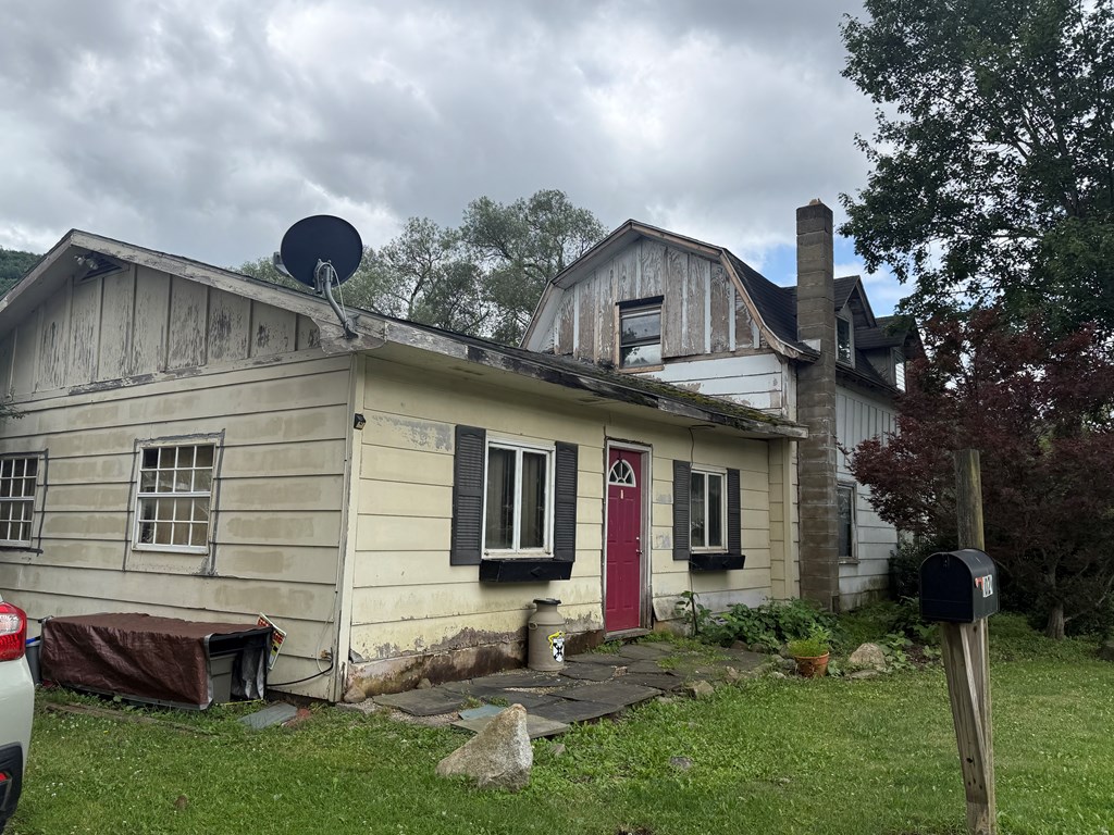 102 West Main Street