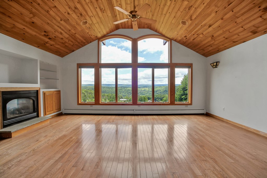 473 Buck Road