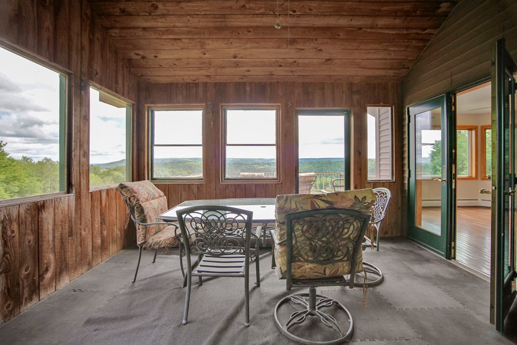 473 Buck Road