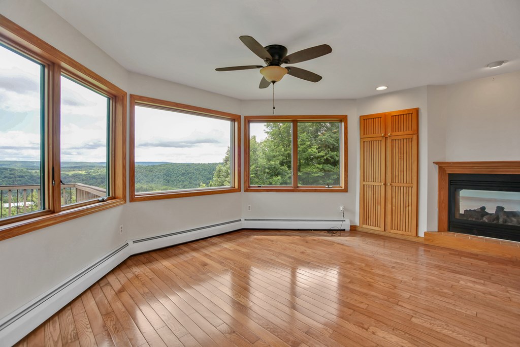 473 Buck Road