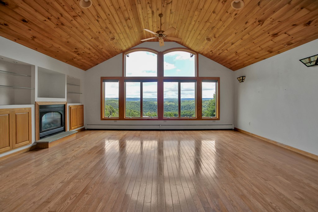 473 Buck Road