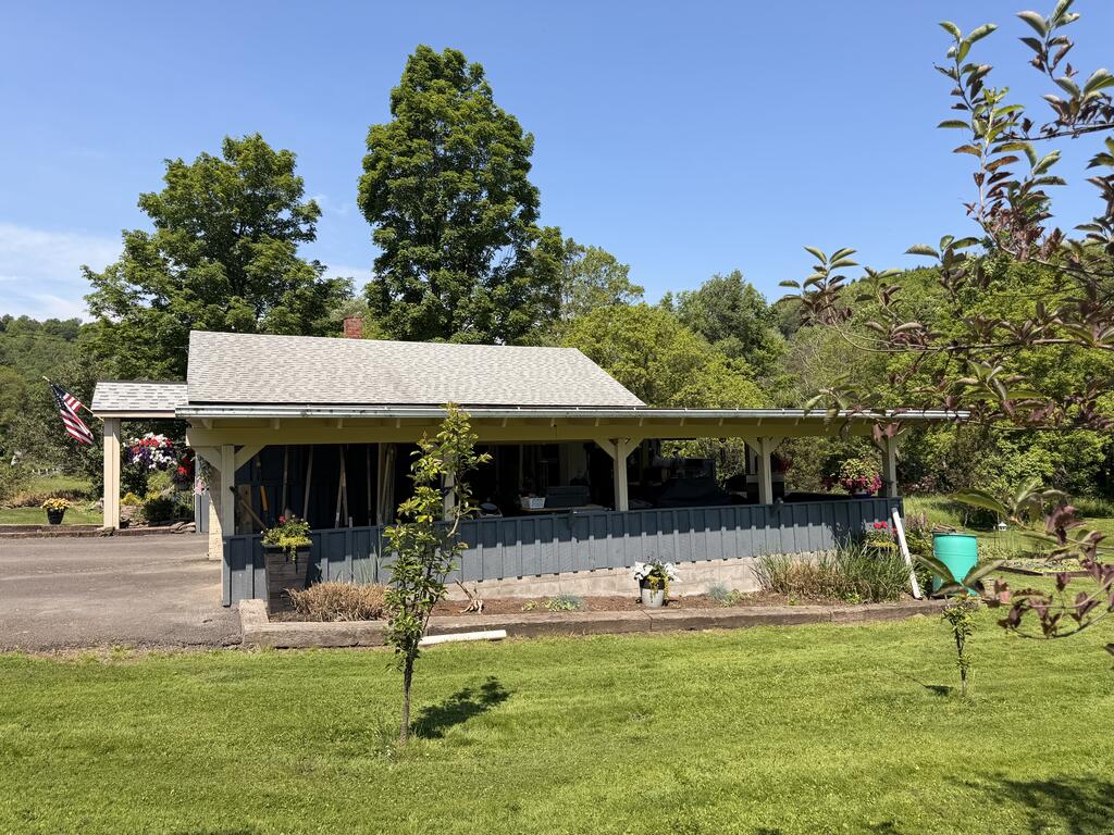 643 Mills Hill Road