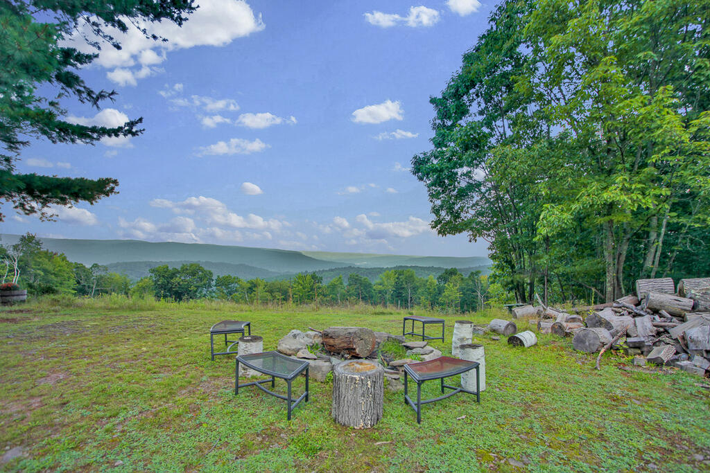 394 Hickory Lane