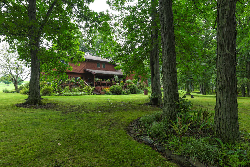 90 Niles Road