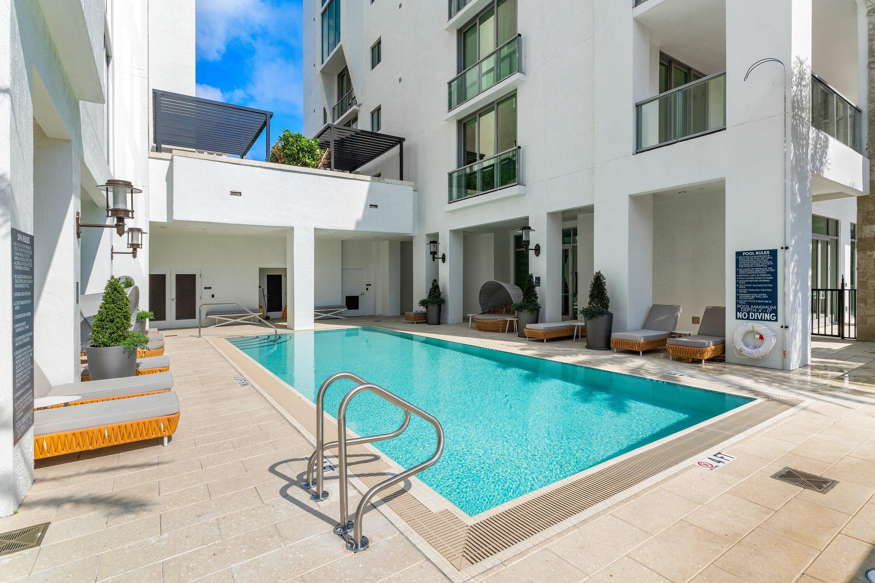 475 E Royal Palm Road 206