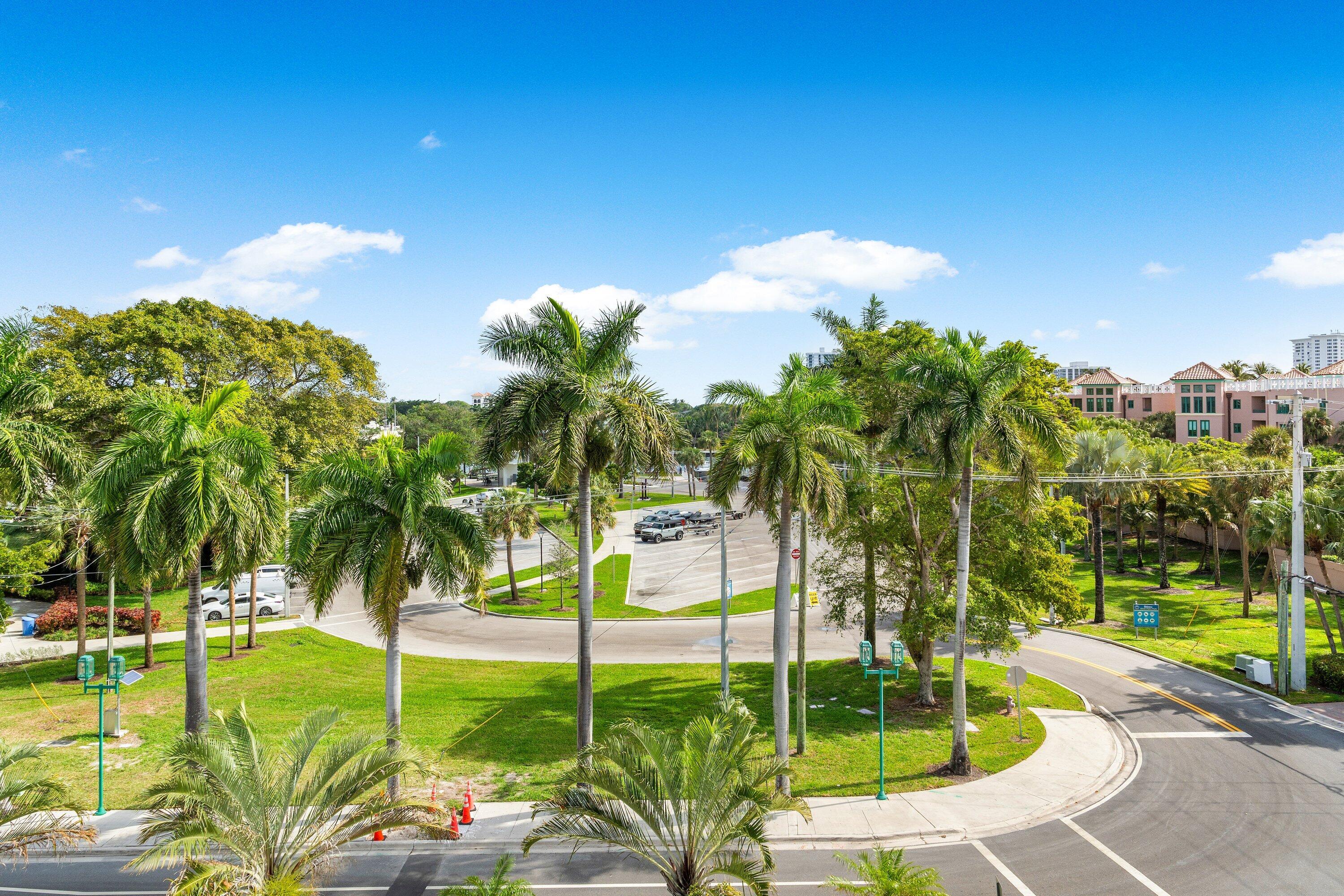 475 E Royal Palm Road 206