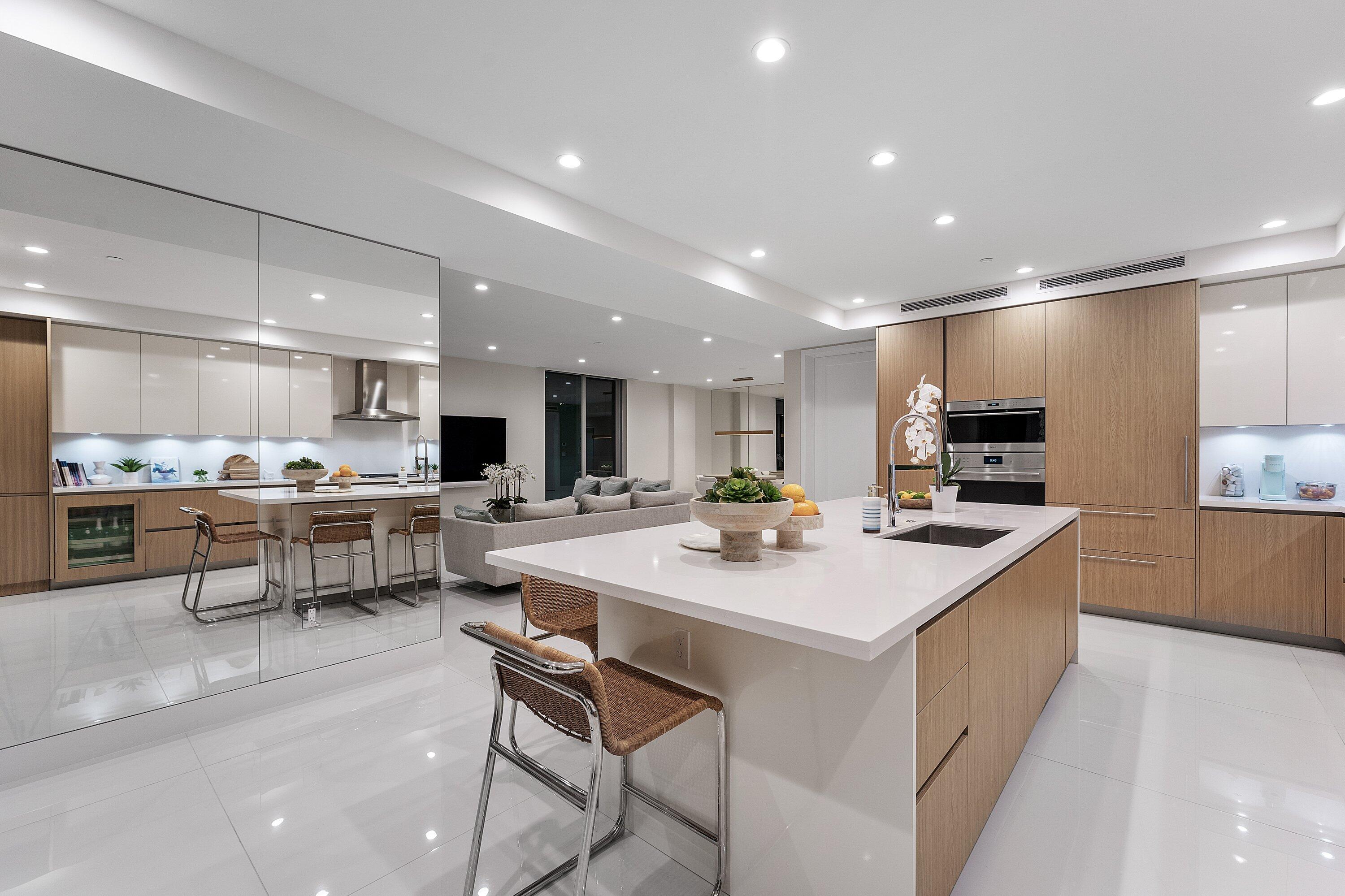 475 E Royal Palm Road 206