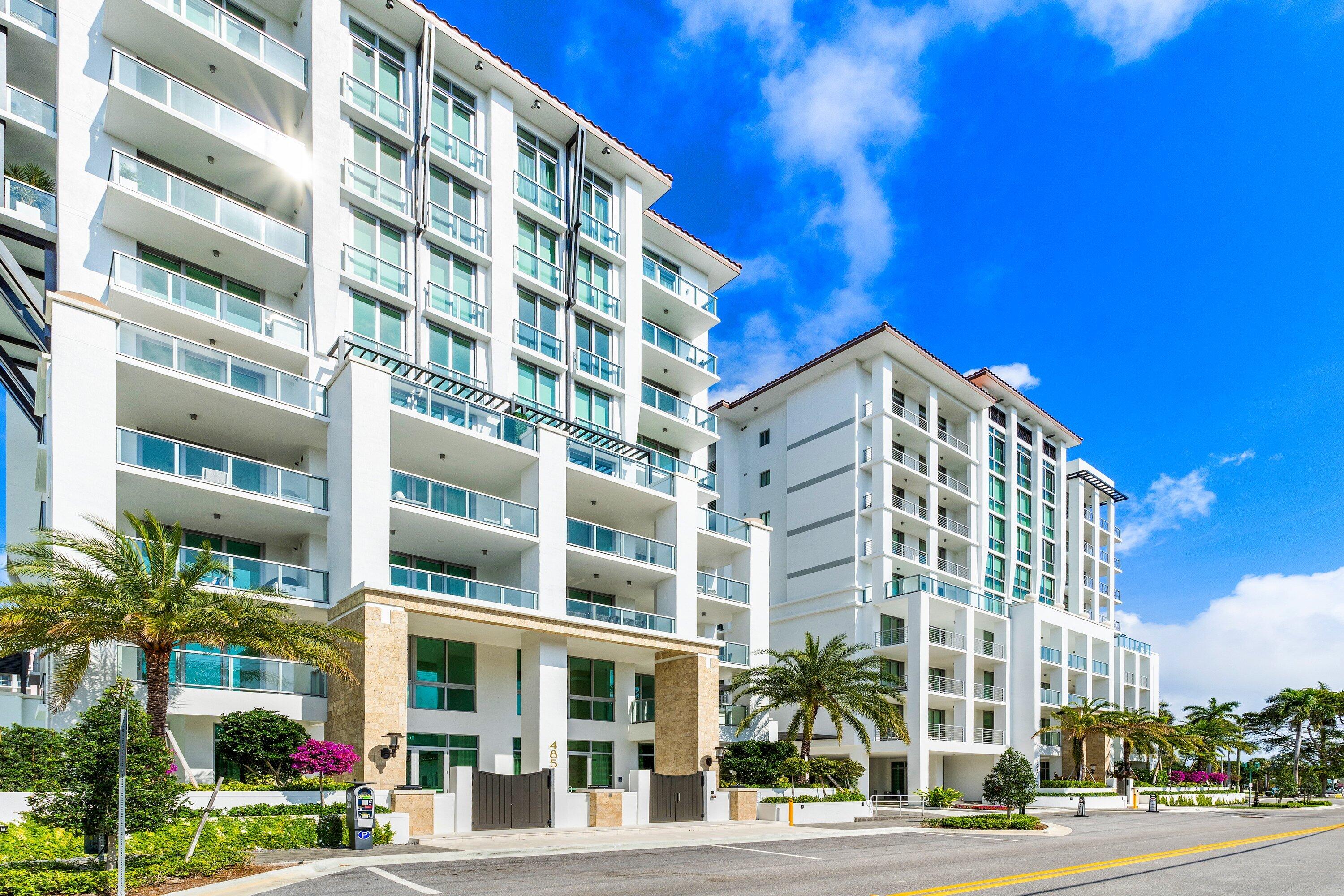 475 E Royal Palm Road 206