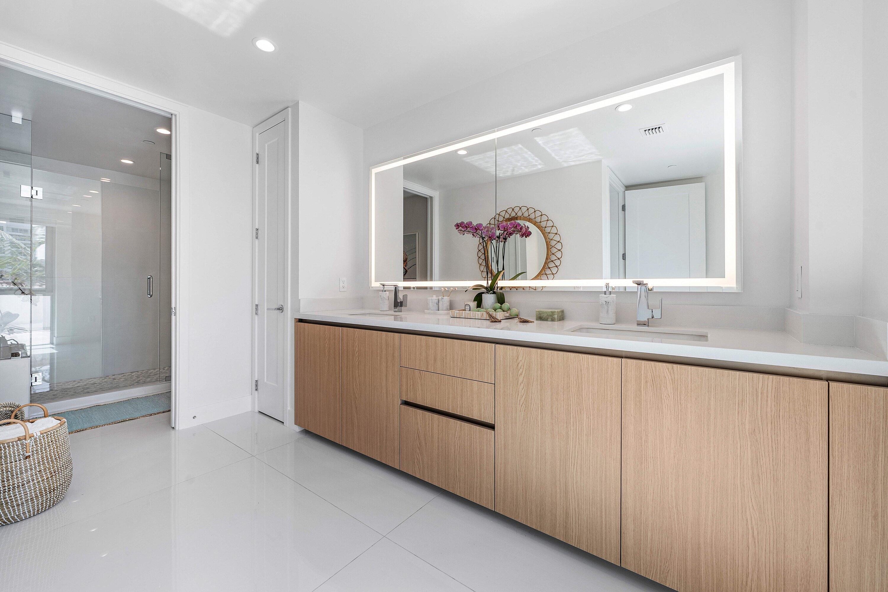 475 E Royal Palm Road 206