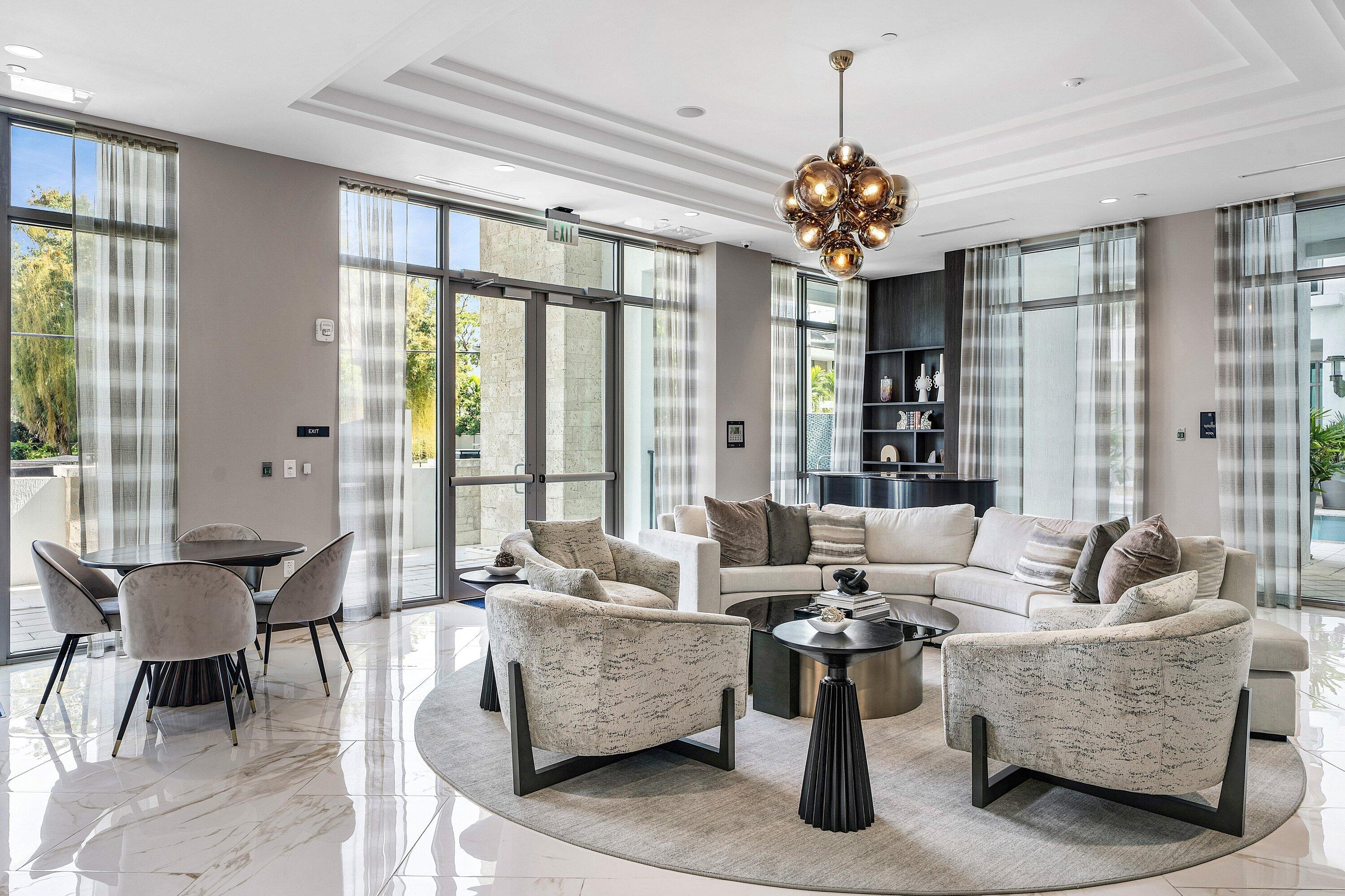 475 E Royal Palm Road 206