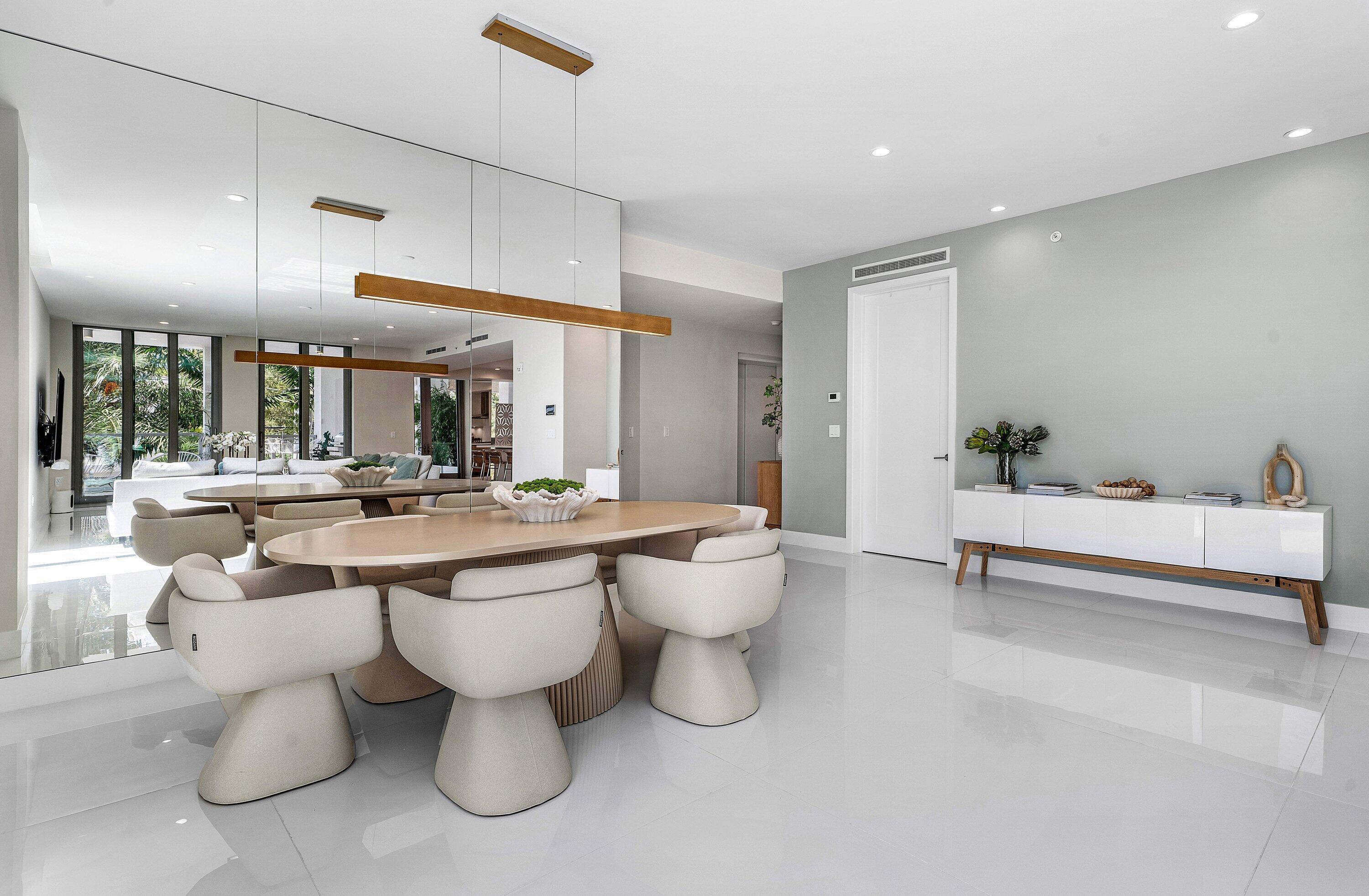 475 E Royal Palm Road 206