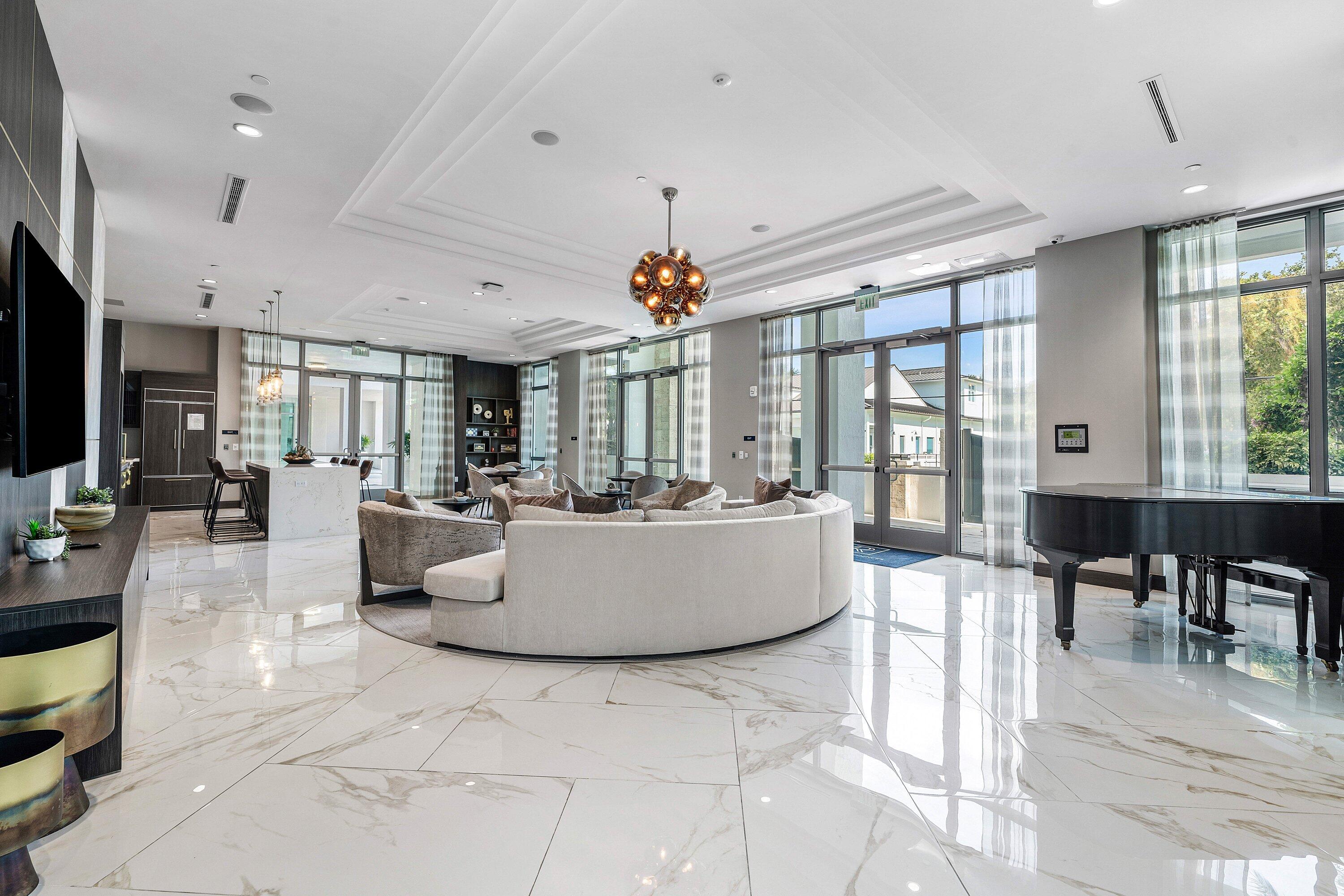 475 E Royal Palm Road 206