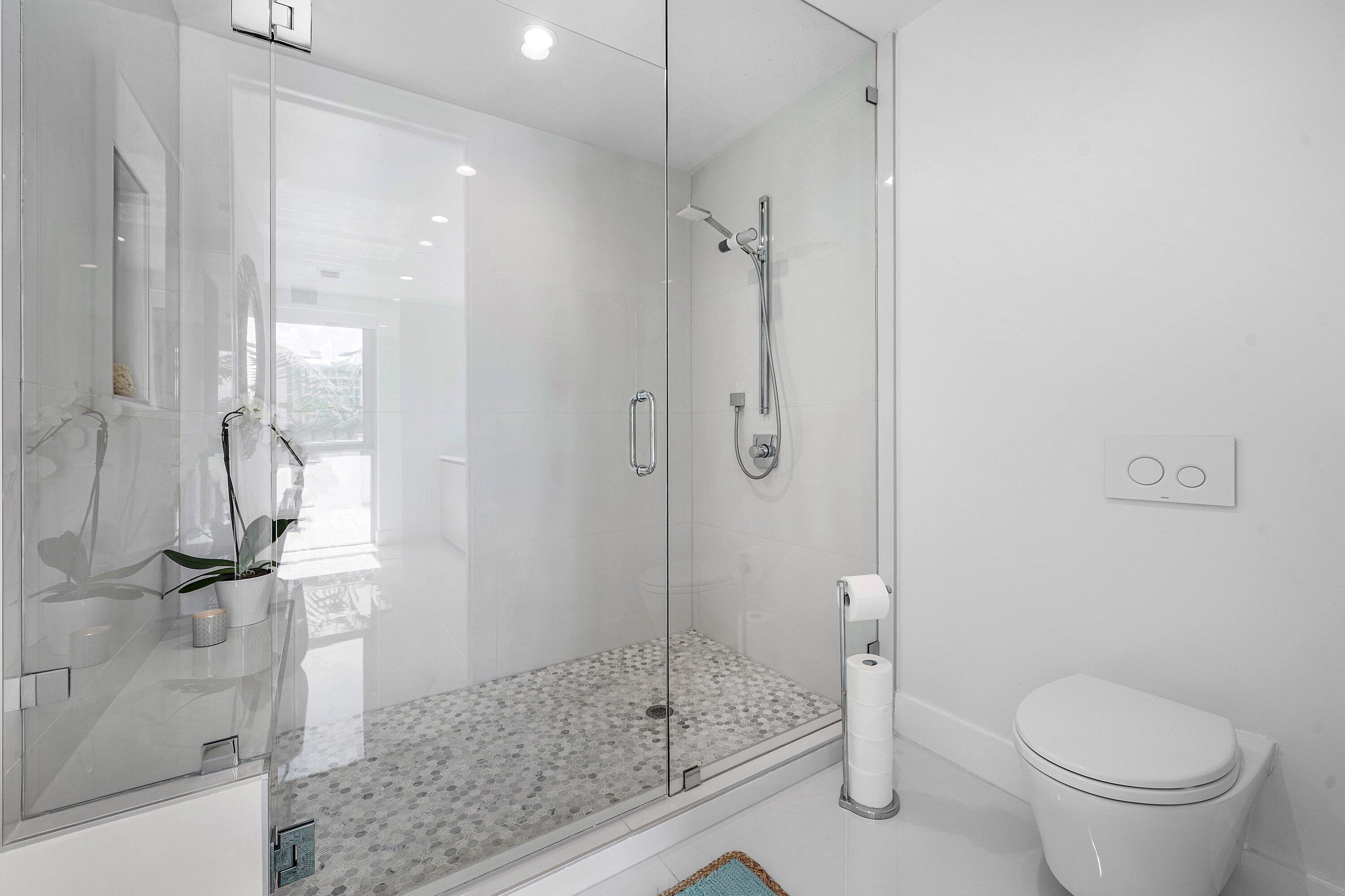 475 E Royal Palm Road 206