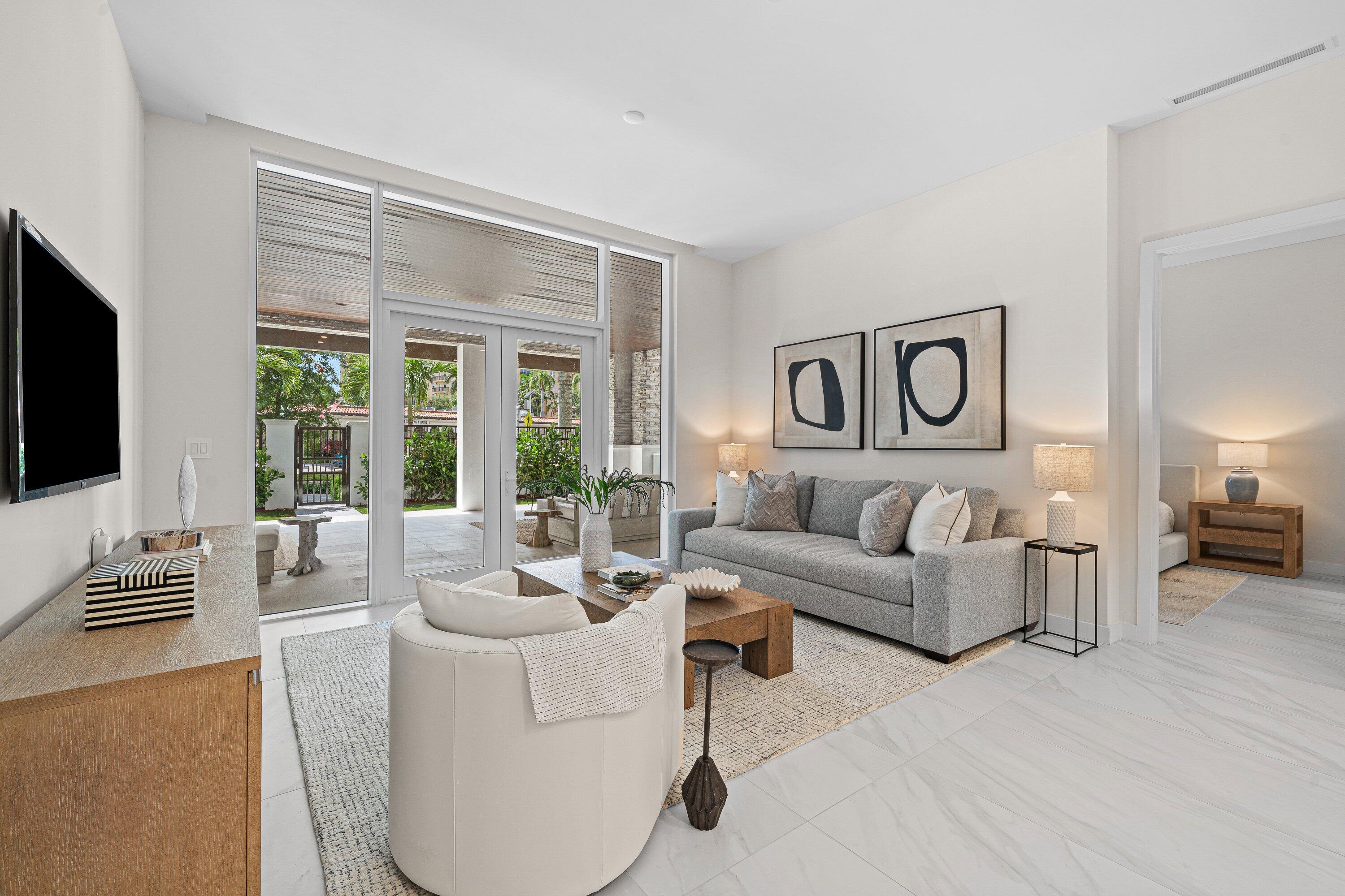 220 SE Mizner Boulevard 102