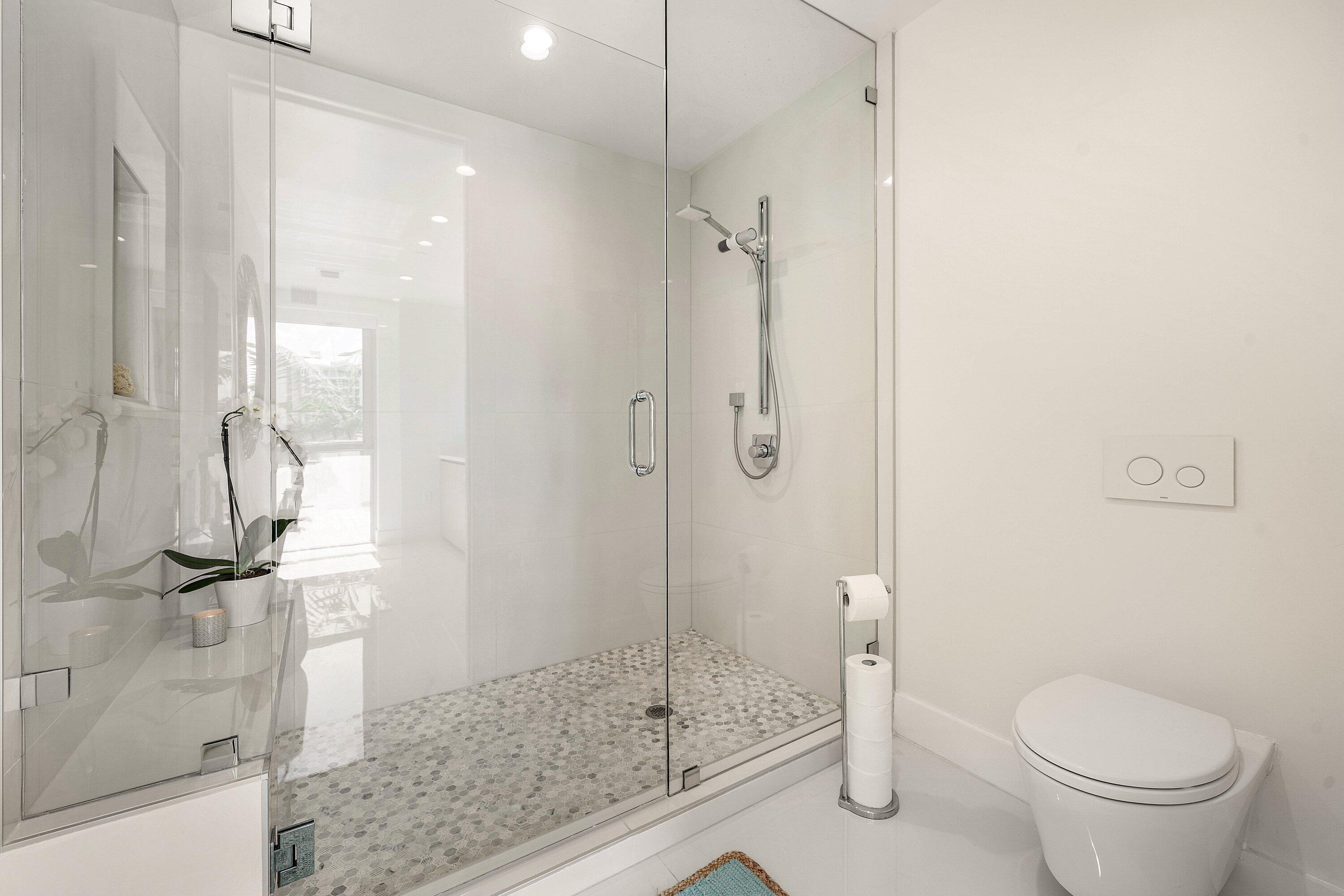 475 E Royal Palm Road 206
