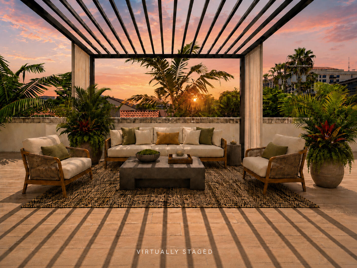 475 E Royal Palm Road 206