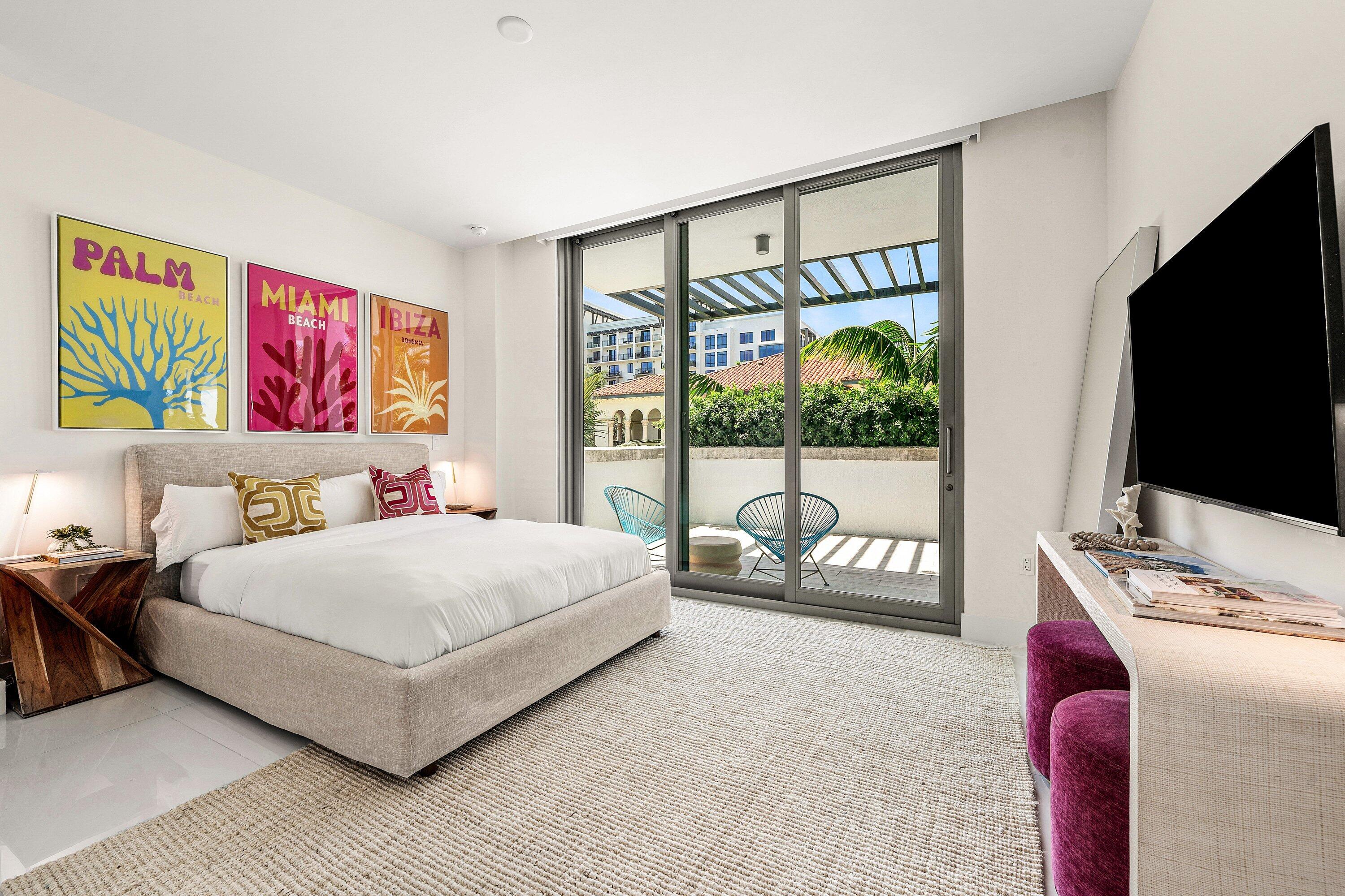 475 E Royal Palm Road 206
