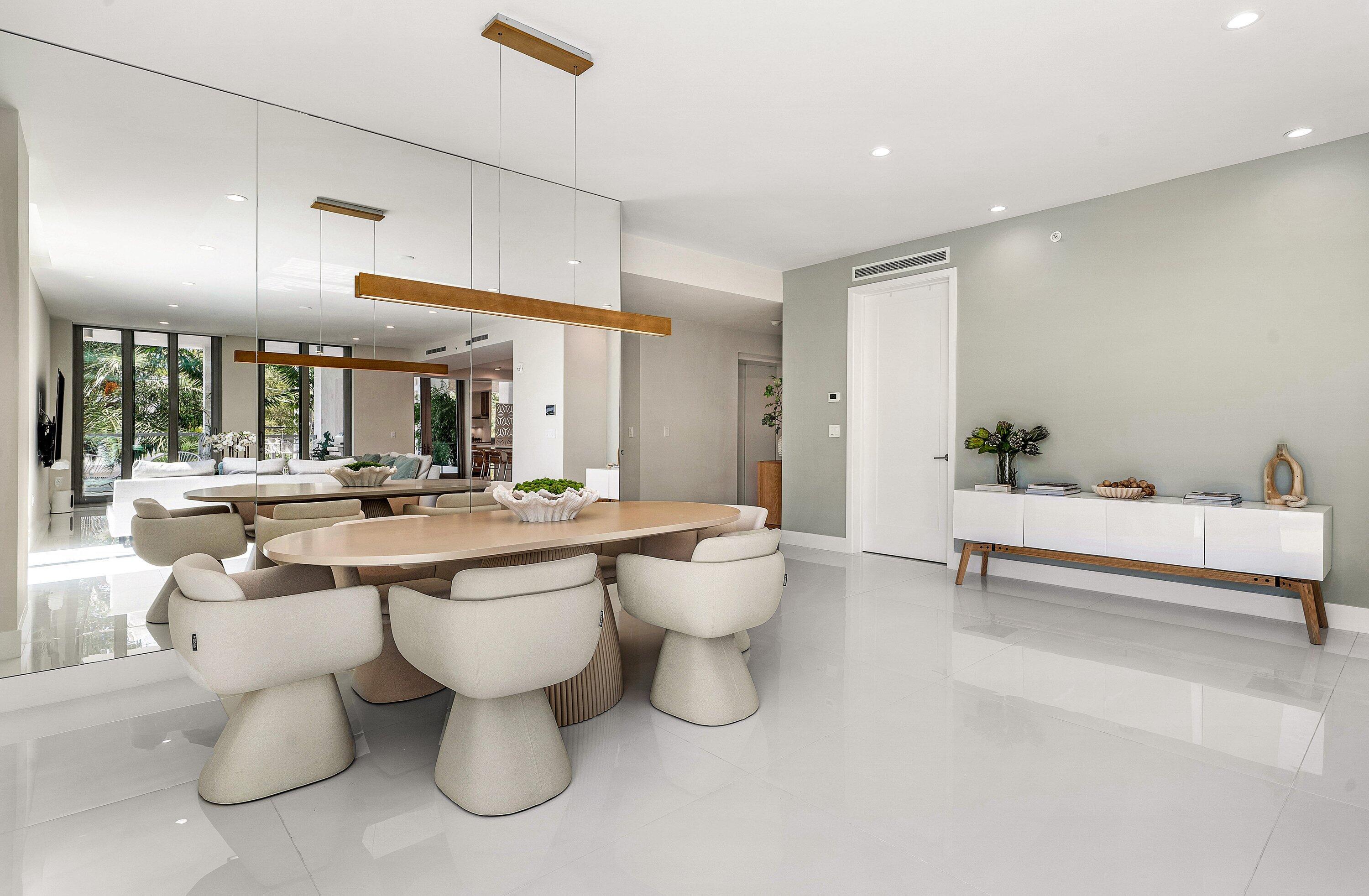 475 E Royal Palm Road 206