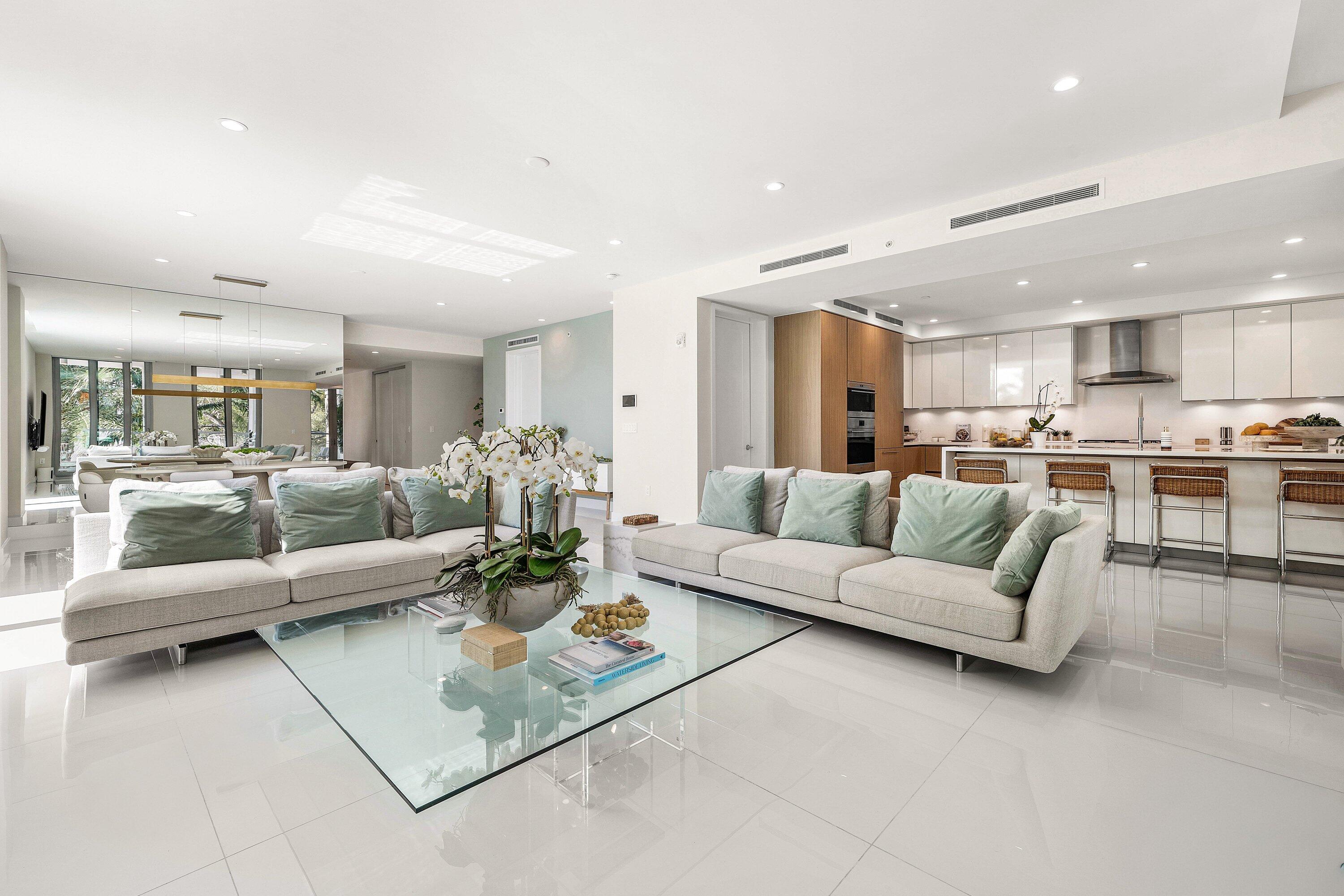 475 E Royal Palm Road 206