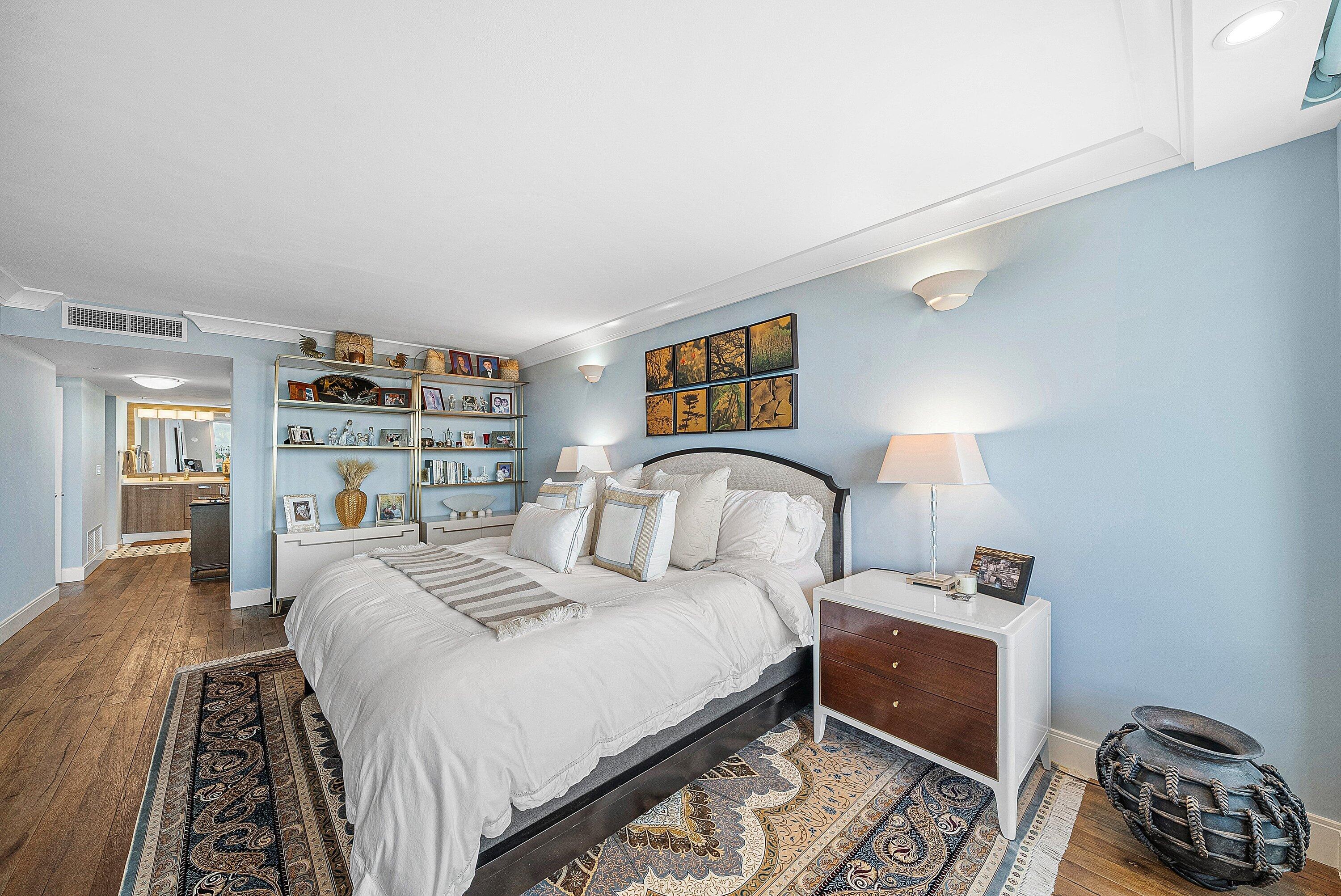 350 S Ocean Boulevard 0063