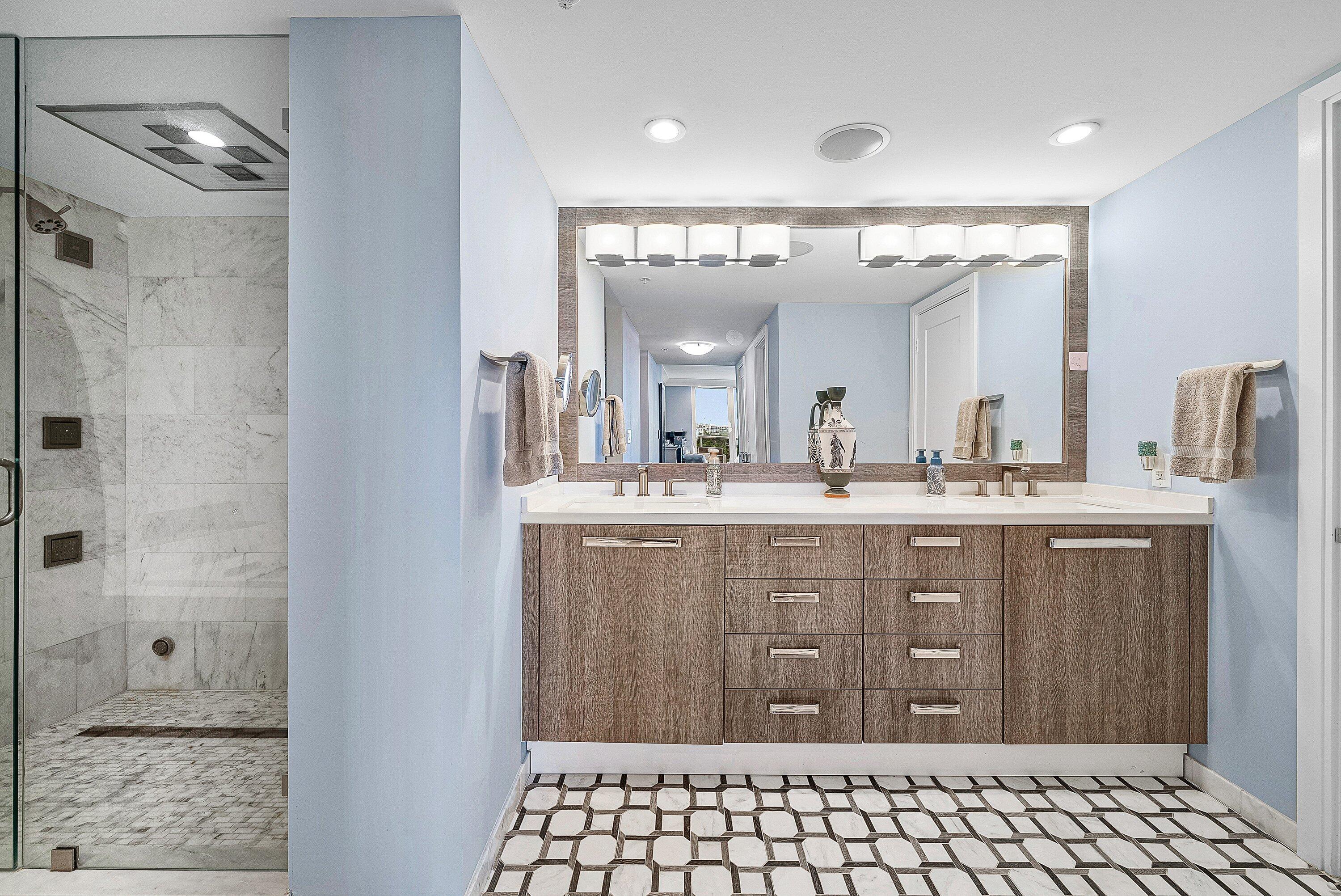 350 S Ocean Boulevard 0063