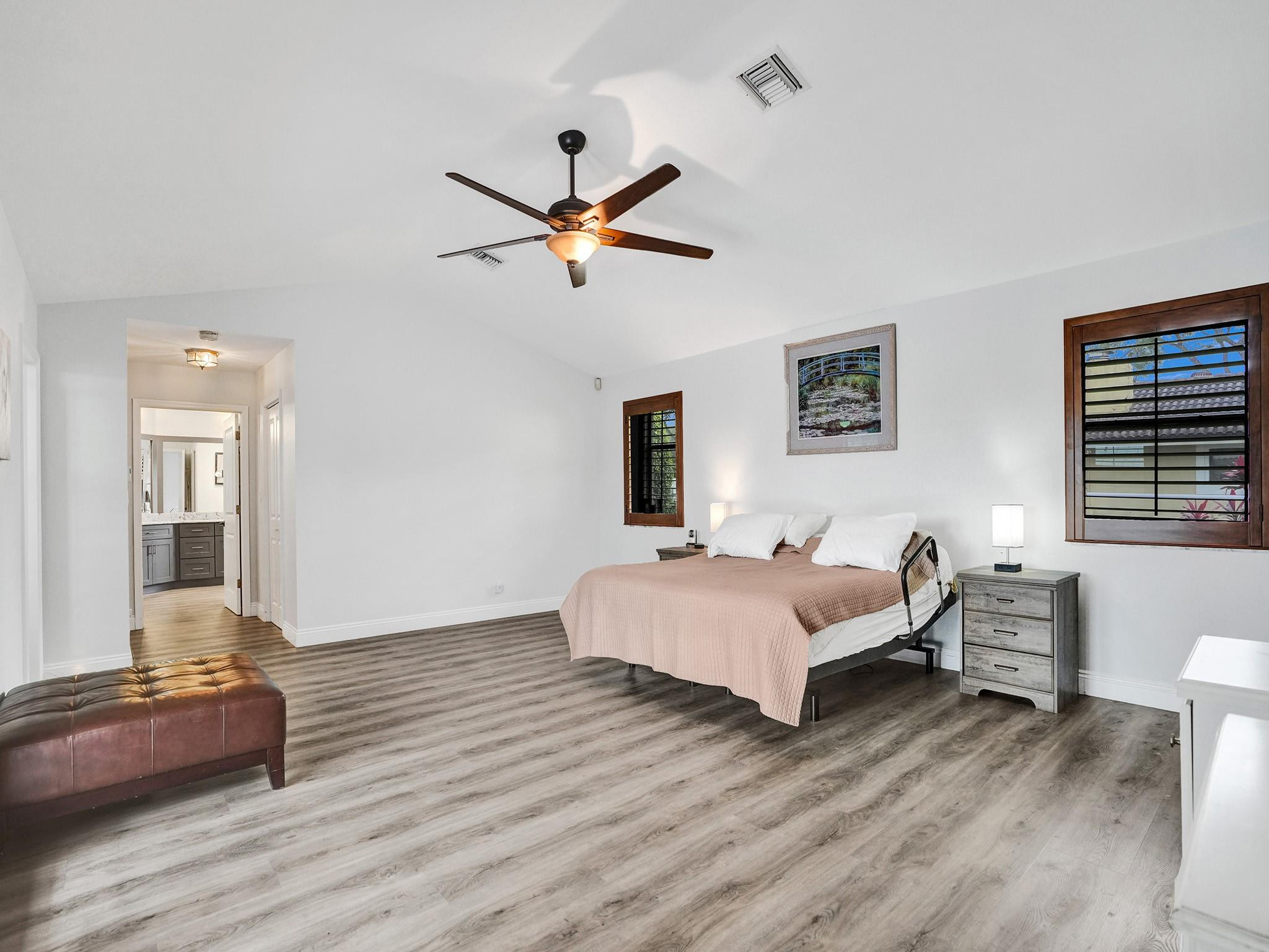 2837 Banyan Boulevard Cir