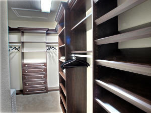 563 NW Library Commons Way