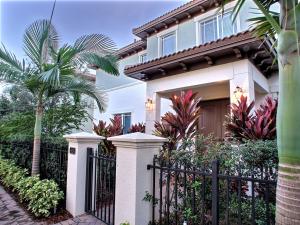 563 NW Library Commons Way