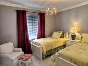 563 NW Library Commons Way