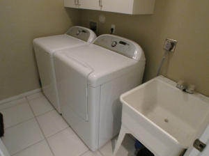 9495 Lake Serena Drive