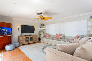 2384 W Silver Palm Road