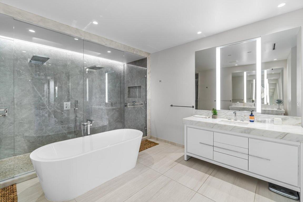 200 SE Mizner Boulevard 516