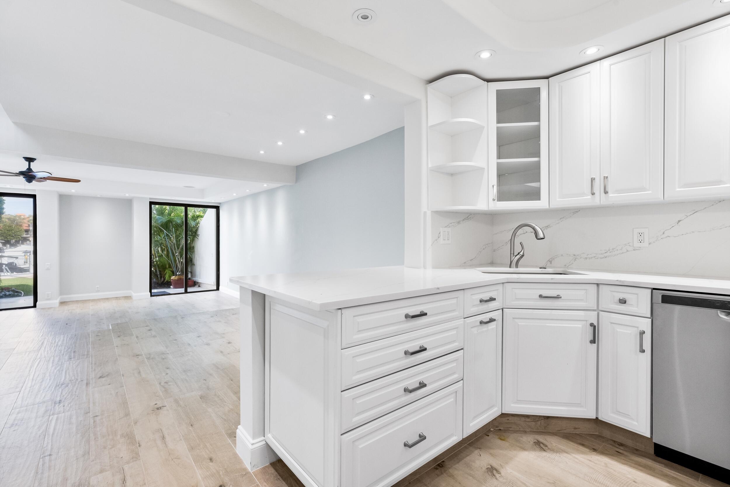 2677 N Ocean Boulevard Th-17-H