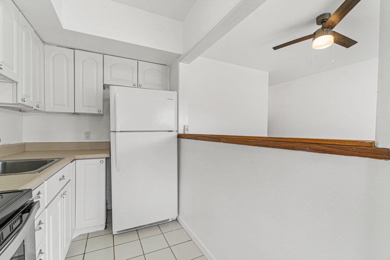 261 NE 19th Avenue 4