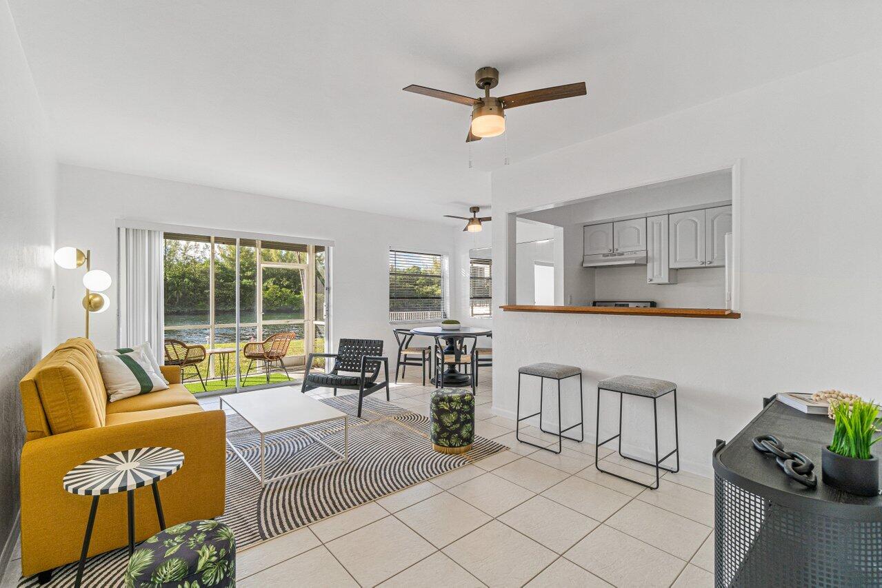 261 NE 19th Avenue 4