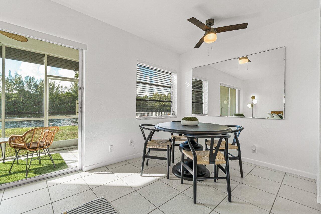 261 NE 19th Avenue 4