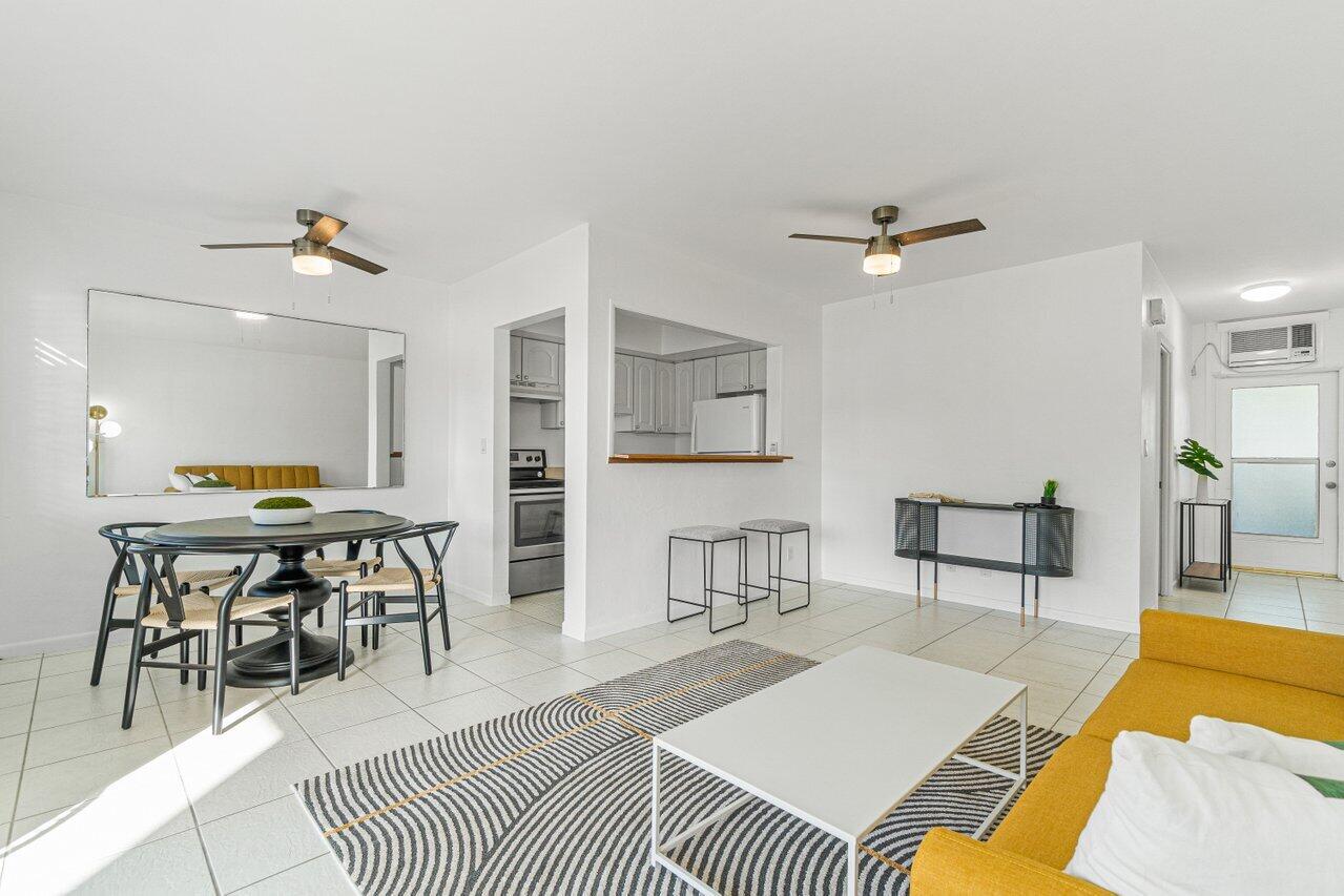 261 NE 19th Avenue 4